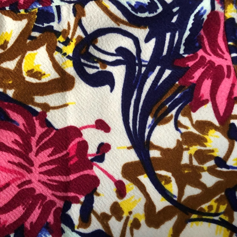 Cassie skirt LULAROE! 💙💗💙💗